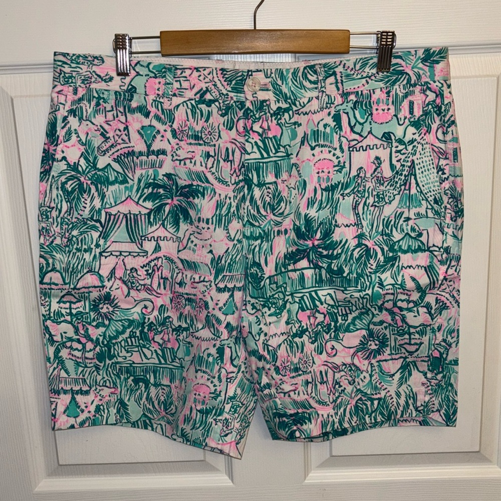 Men’s Lilly Pulitzer shorts size 36